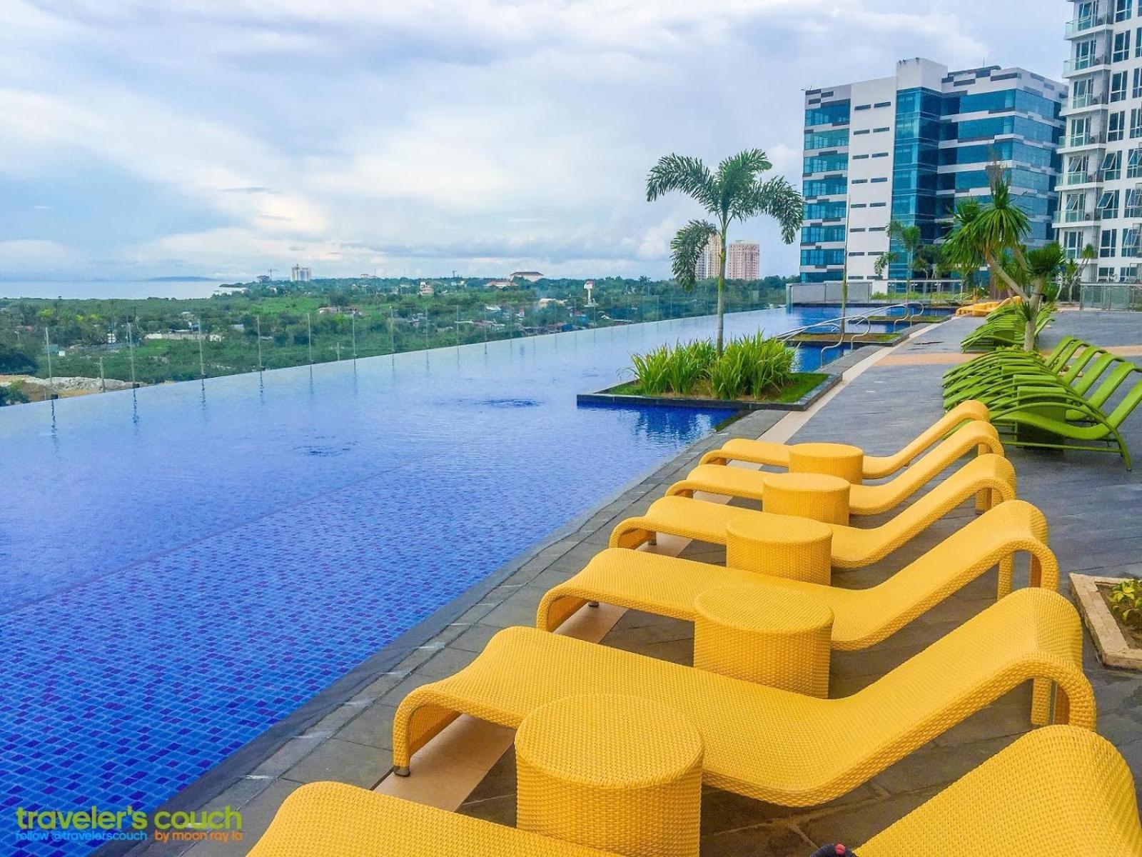 Mactan Newtown 8 Boulevard Deluxe Punta Engaño Exterior foto